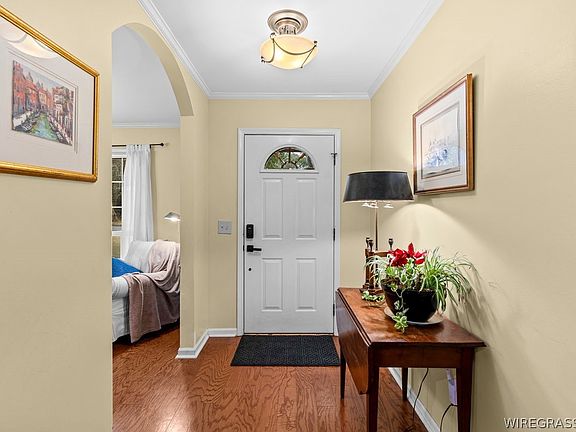 4th image of 108 Sandy Springs Rd