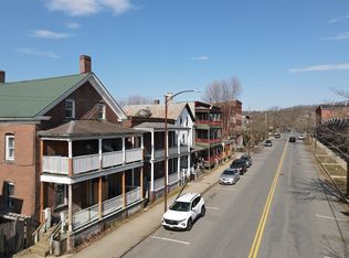 104 3rd St, Montague, MA 01351