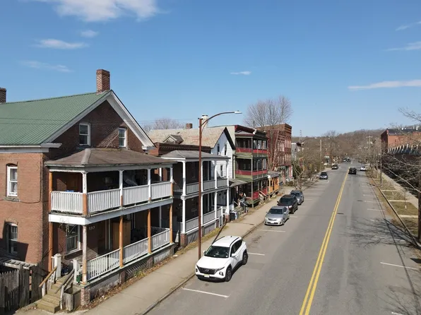 104 3rd St, Montague, MA 01351