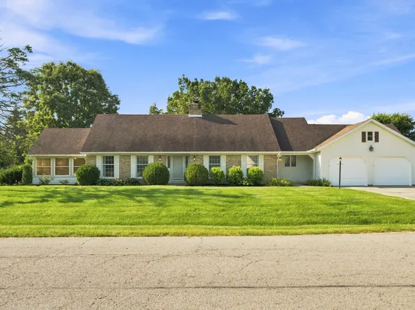 1213 Countryside Dr, Washington Court House, OH 43160