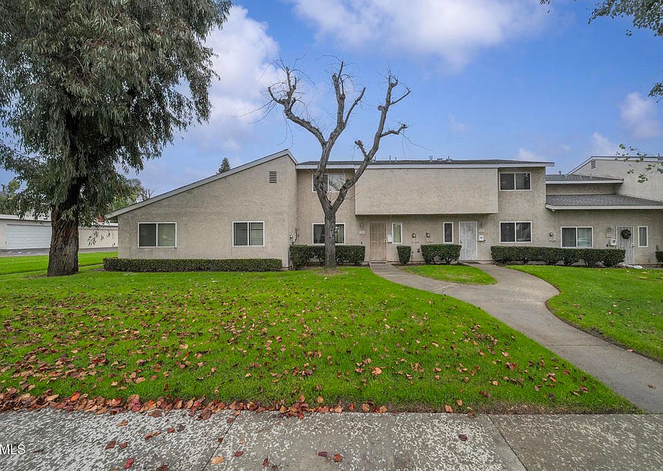 1st image of 1446 N Gardenia Ave