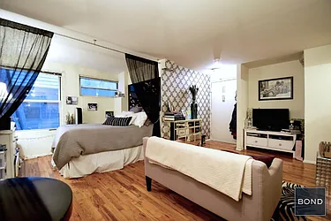 Rented by Bond New York