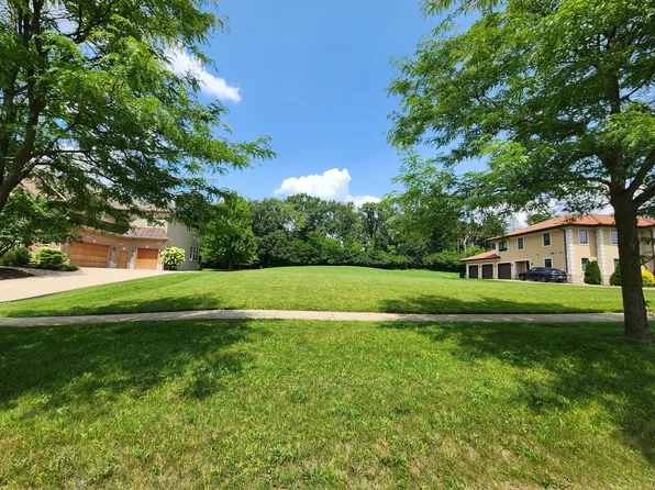 15W050 91st St, Burr Ridge, IL 60527
