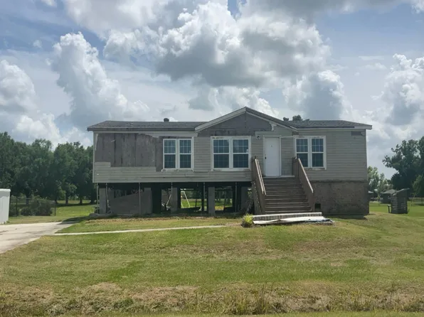 154 Treasure Dr, Raceland, LA 70394