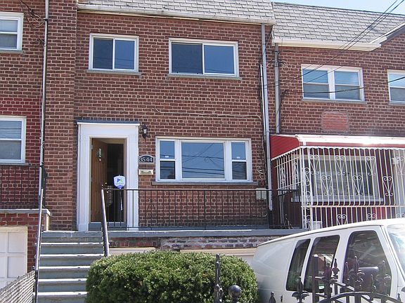 4th image of 3544 Paulding Ave One Fam