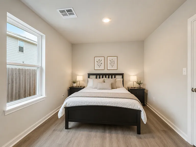 2nd Bedroom
