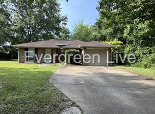 113 Ayana Ct, Raeford, NC 28376