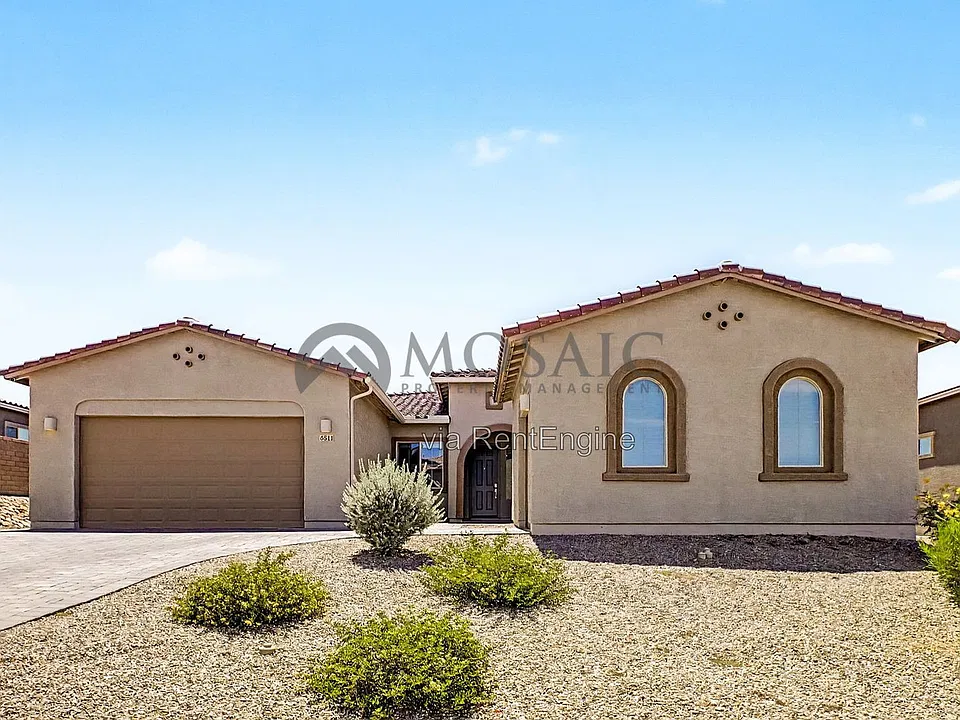 6511 W Antler Bend Pl