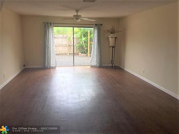 5th image of 3070 S Oakland Forest Dr APT 302