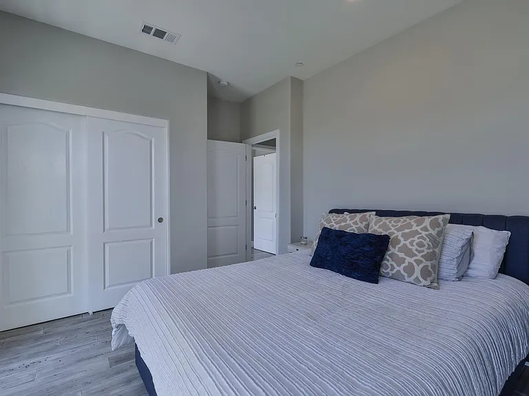 234 William Manly St — Photo 26