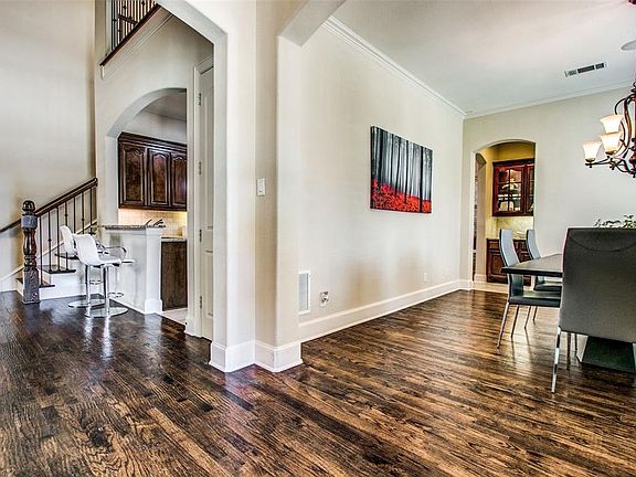 3rd image of 2509 Sir Alexander Ln