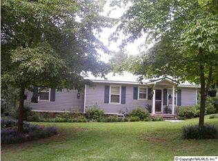 1387 County Road 415, Town Creek, AL 35672
