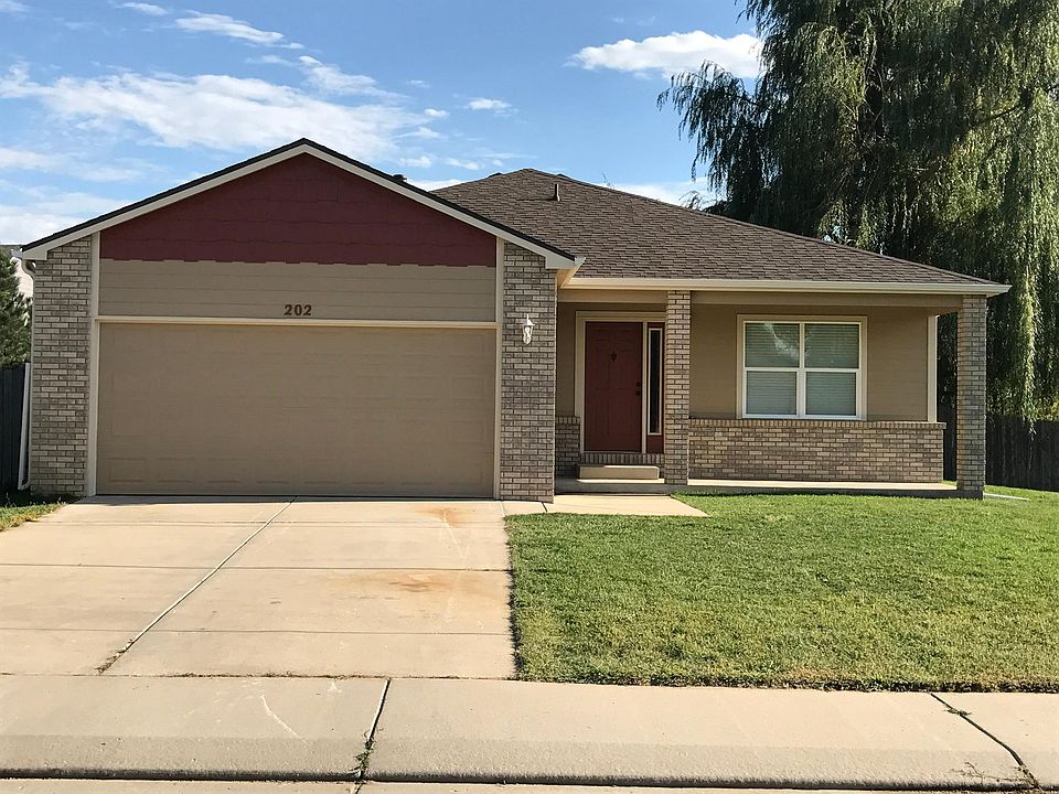 1st image of 202 Ruth Ave