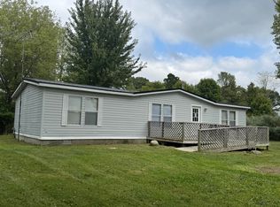 6685 Black Lake Rd, Eau Claire, MI 49111