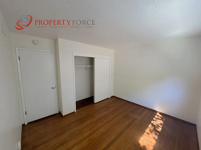 936 Constitution Dr — Photo 14