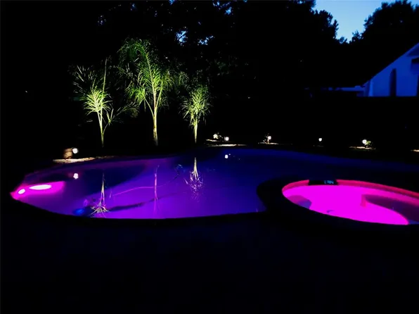 2715 Whispering Fern Ct, Kingwood, TX 77345