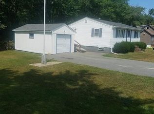 1 Lynne Ave, Salisbury, MA 01952