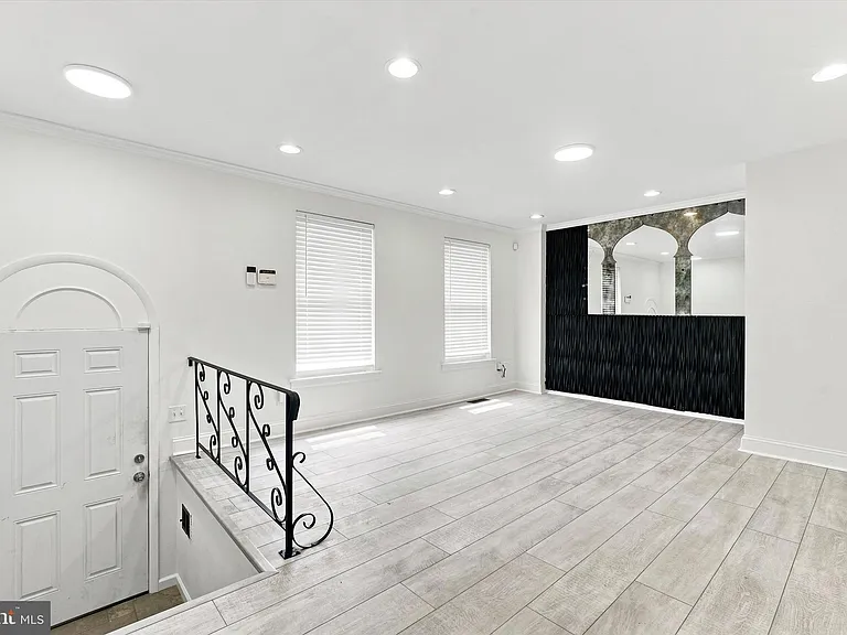 7813 Midis Pl #1 — Photo 3