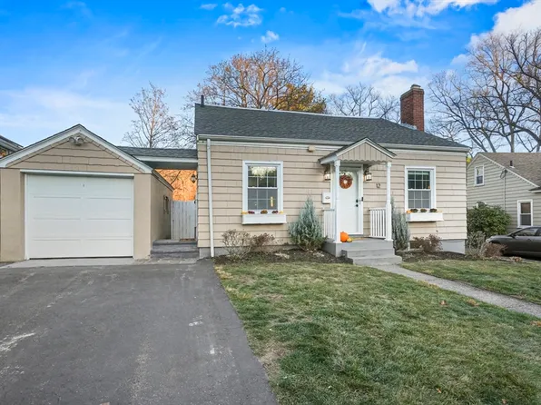 12 June Street Ter, Worcester, MA 01602