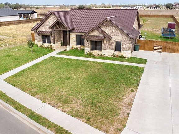 2nd image of 1105 Escondida Dr