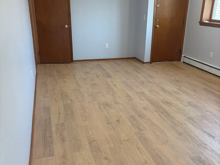 361 Commercial Ave #1 — Photo 10