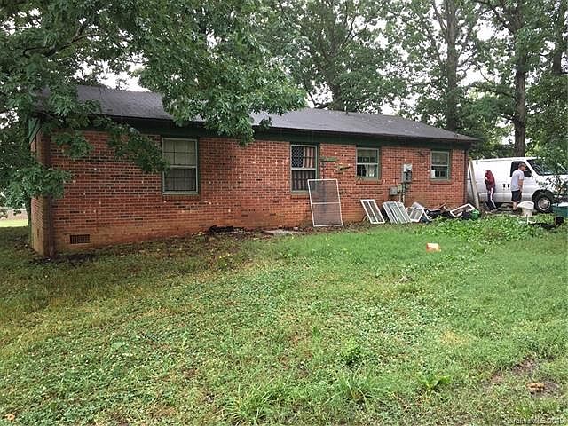 2nd image of 3516 Clarks Chapel Rd