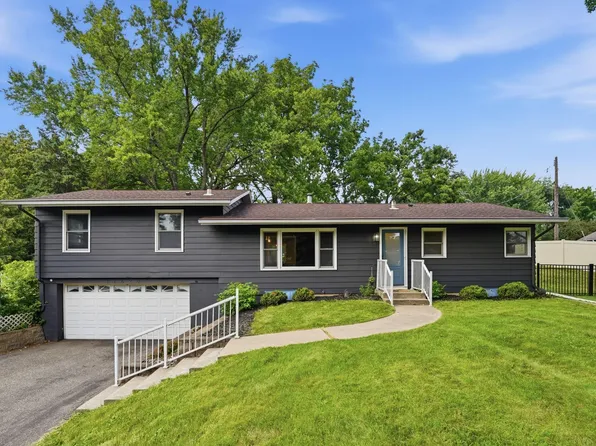 17620 8th Ave N, Plymouth, MN 55447