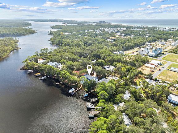 3rd image of 672 N Walton Lakeshore Dr