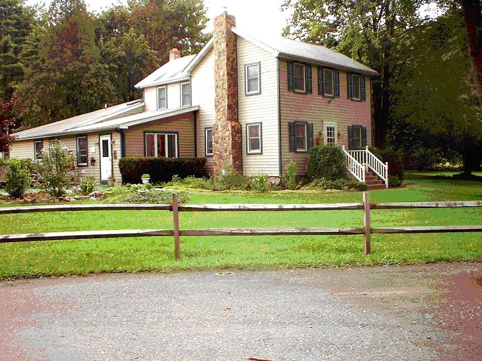 Main Image Outside Home