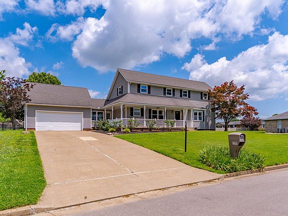 2nd image of 2109 Tanglewood Dr