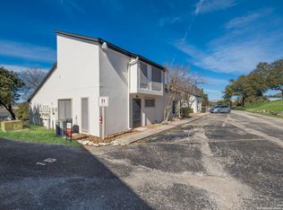1101 PARKVIEW DR #B15, Canyon Lake, TX 78133