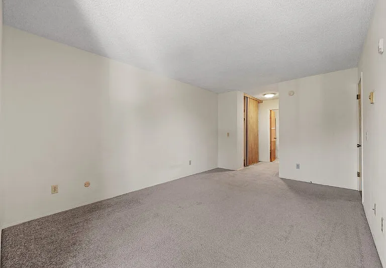 8308 Regents Rd #2E — Photo 19