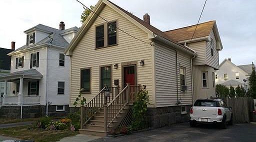 1st image of 262 Belmont St