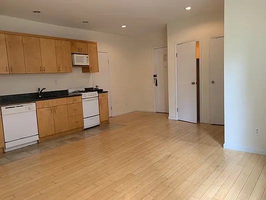 Rented by Natural Habitat Realty | media 11