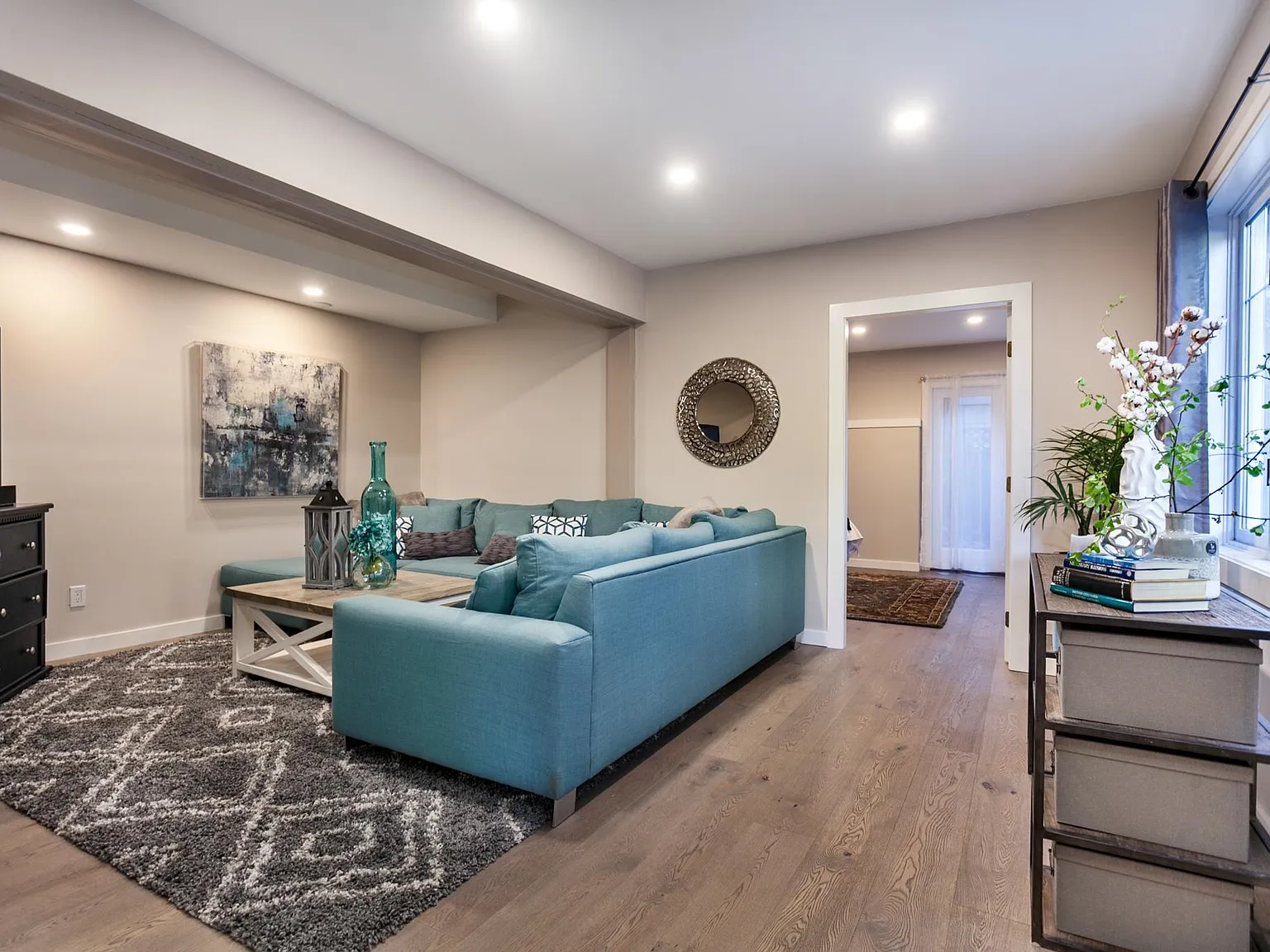 3 bed, 3032 sqft, $6,450 — Photo 4