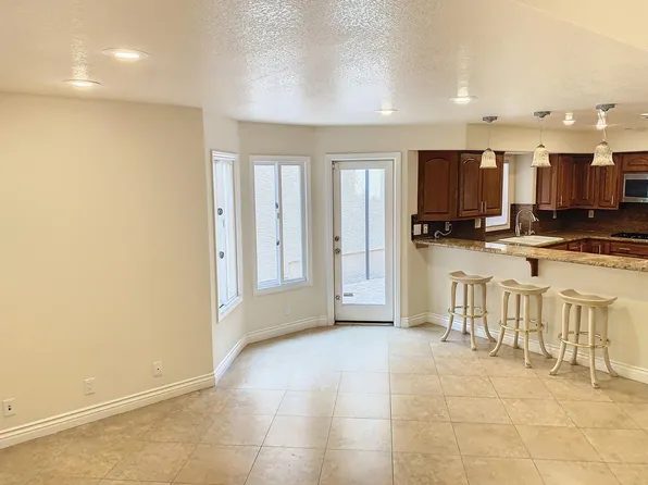 4931 Tierra Del Sol Dr, Las Vegas, NV 89113