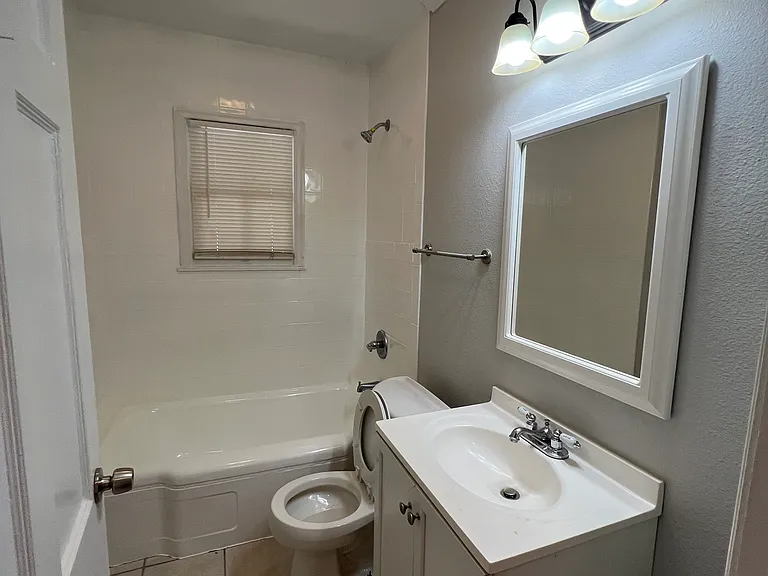 3600 Alton Rd — Photo 8