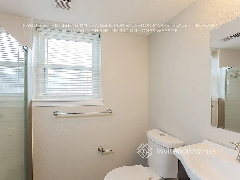 5752 S Perth Pl — Photo 10