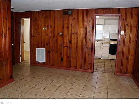 4th image of 1412 E Ocean View Ave APT A
