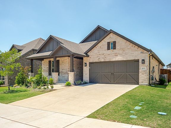 3rd image of 4213 Petunia Way