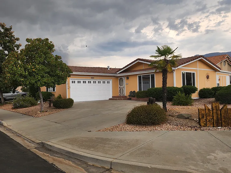 10776 Cherry Hills Dr — Photo 1