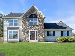 45 Aberdale Ln, Sicklerville, NJ 08081