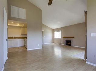 6909 Quail Pl UNIT E, Carlsbad, CA 92009