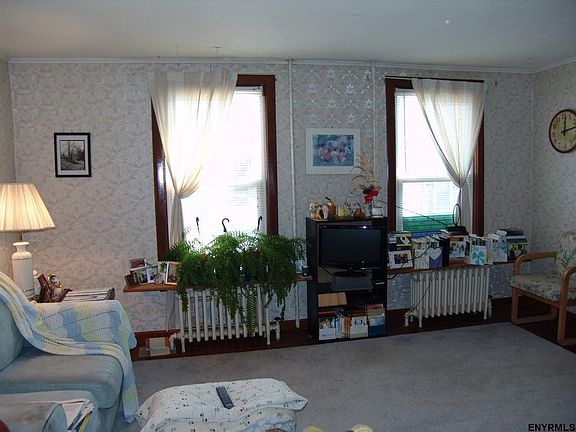 3rd image of 28 Clare Ave