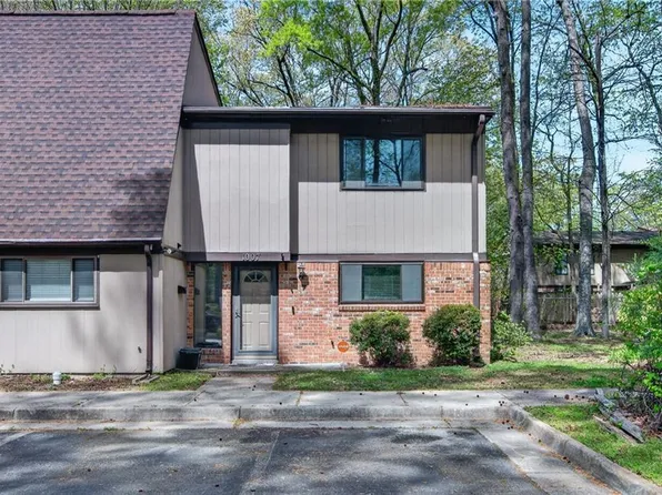 1007 Willow Green Dr, Newport News, VA 23602