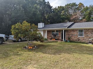 5443 Jones St, Milton, FL 32570