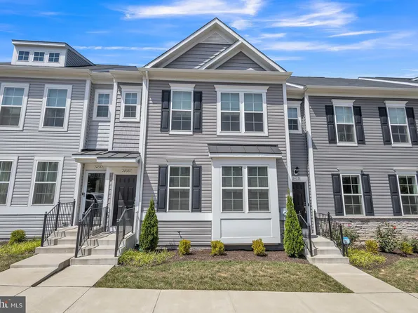 24080 Gumspring Kiln Ter, Sterling, VA 20166