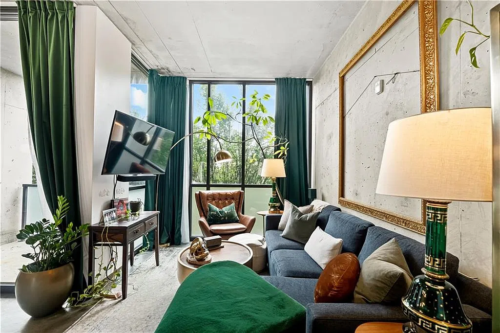 1 bed, 1.0 bath, 795 sqft, $1,950 — Photo 3