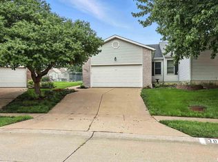 3970 Partridge Cir, Bettendorf, IA 52722