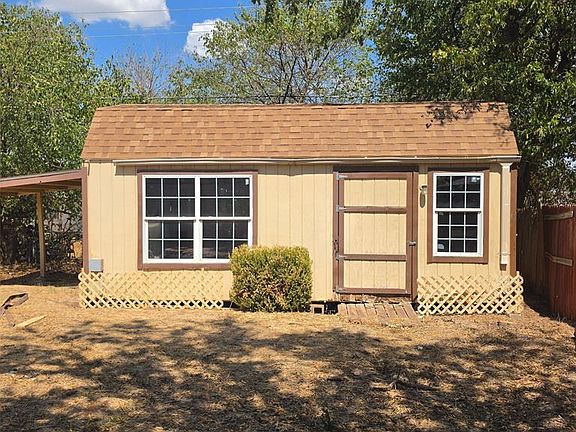 3rd image of 1605 SE 52nd St